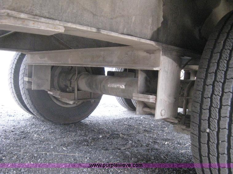 image for item I5630 1998 Dynaweld tandem axle equipment trailer