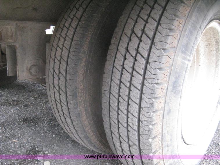 image for item I5630 1998 Dynaweld tandem axle equipment trailer