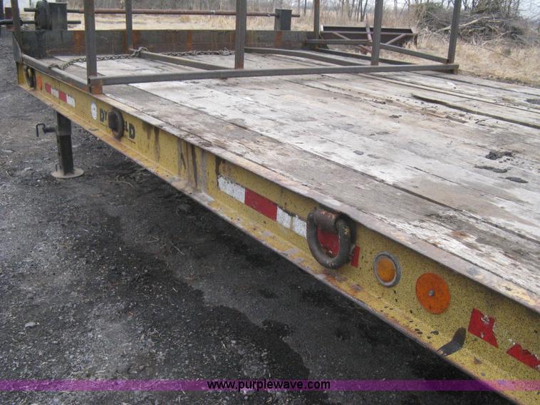 image for item I5630 1998 Dynaweld tandem axle equipment trailer