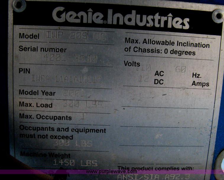 image for item I5632 2001 Genie IWP205 electric man lift