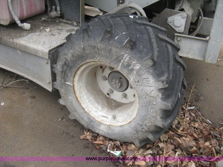 image for item I5637 1999 Mec 30724WD rough terrain scissor lift