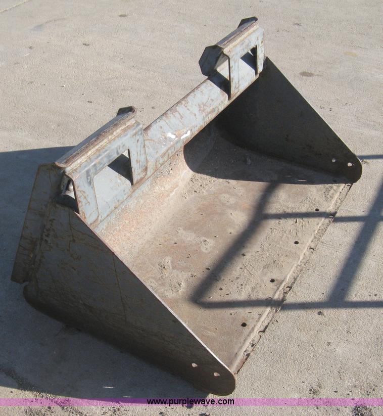 image for item I5639 Bobcat 36" miniature bucket