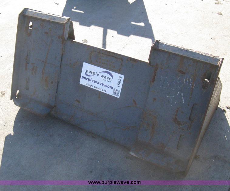 image for item I5639 Bobcat 36" miniature bucket