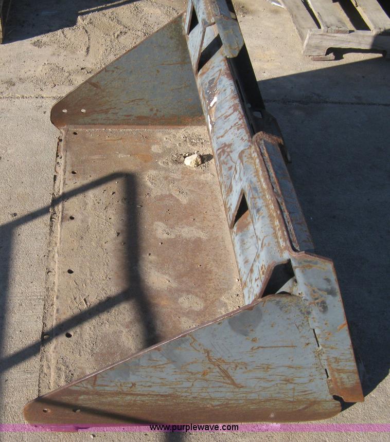 image for item I5639 Bobcat 36" miniature bucket