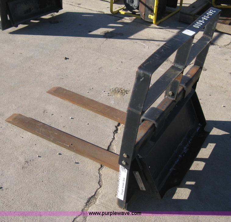 image for item I5640 Toro 98-0069 pallet fork attachment