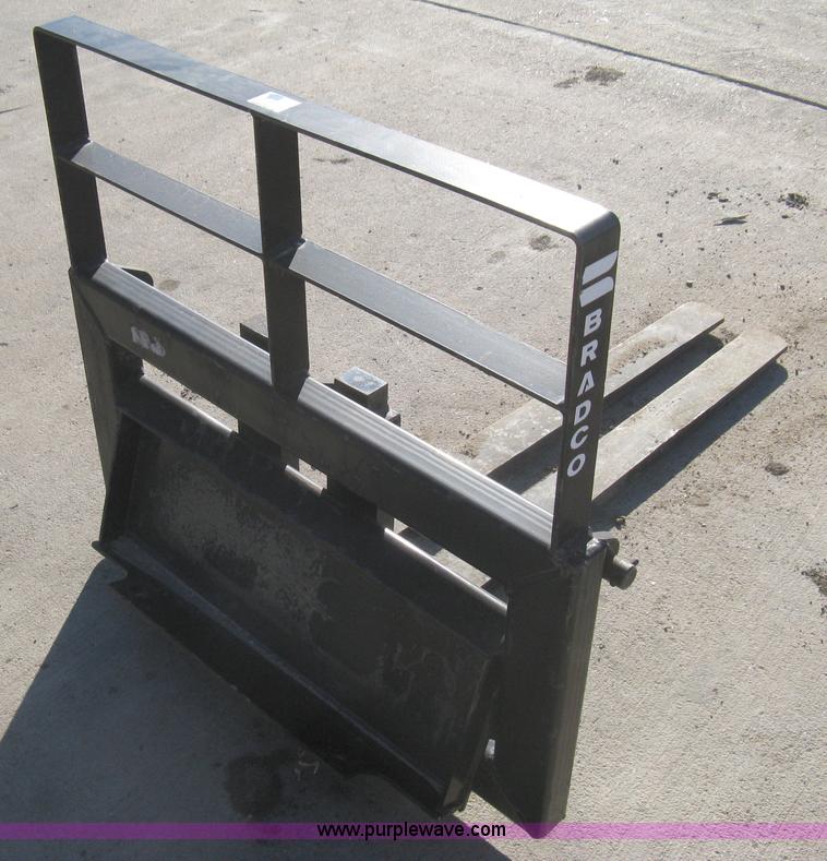 image for item I5641 Bradco 2000888 pallet fork attachment