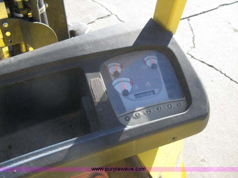 image for item I5643 Hyster S80XM-BCS forklift