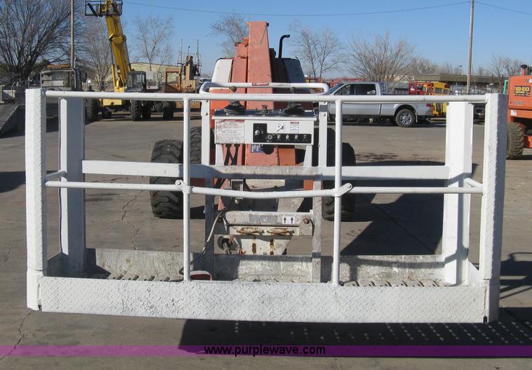 image for item I5645 1999 Snorkel TB60 boom lift