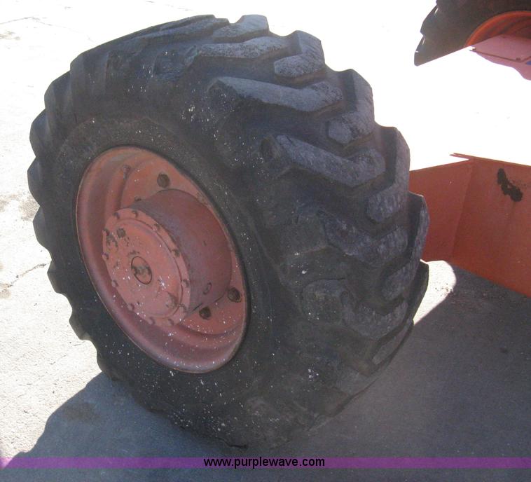 image for item I5645 1999 Snorkel TB60 boom lift