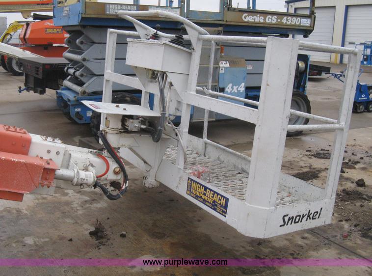 image for item I5646 1999 Snorkel TB60 boom lift