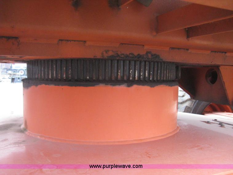 image for item I5646 1999 Snorkel TB60 boom lift