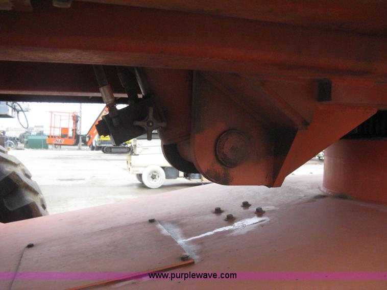 image for item I5646 1999 Snorkel TB60 boom lift