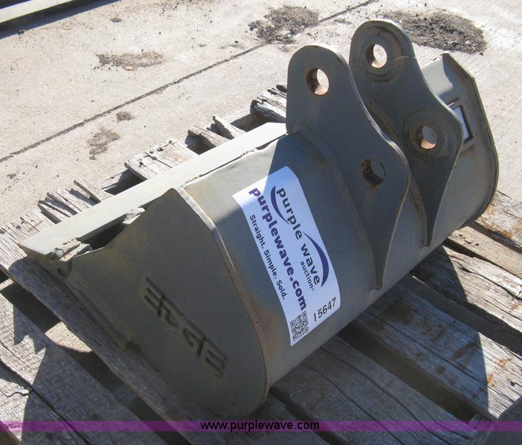 image for item I5647 Edge 24" trench bucket