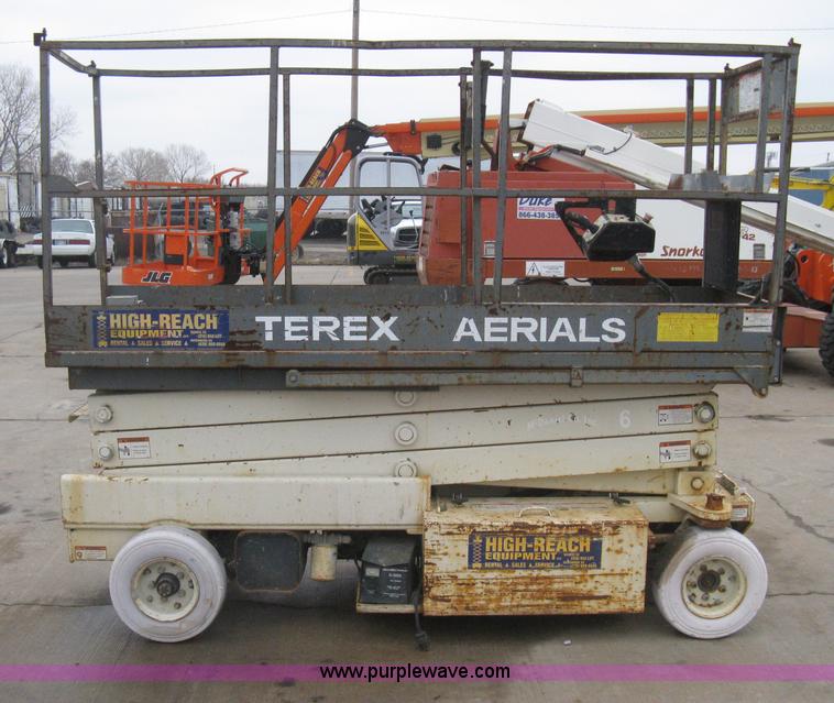 image for item I5653 Terex TS20 electric scissor lift