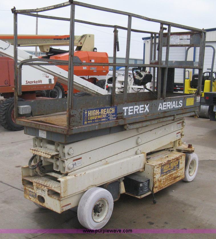 image for item I5653 Terex TS20 electric scissor lift