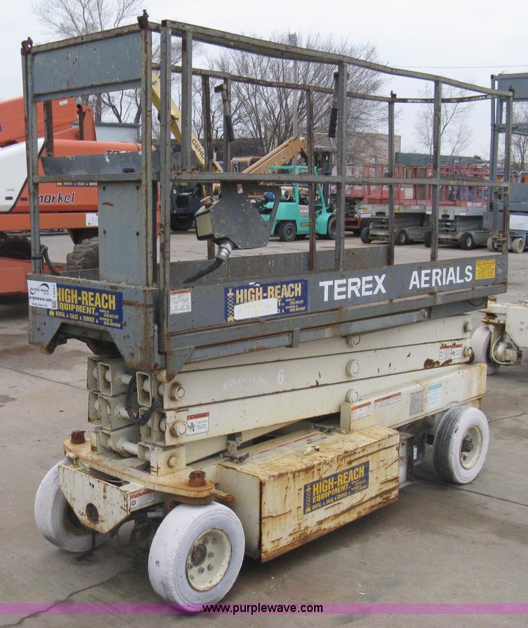 image for item I5653 Terex TS20 electric scissor lift