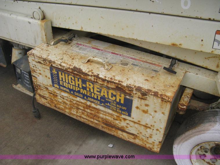 image for item I5653 Terex TS20 electric scissor lift