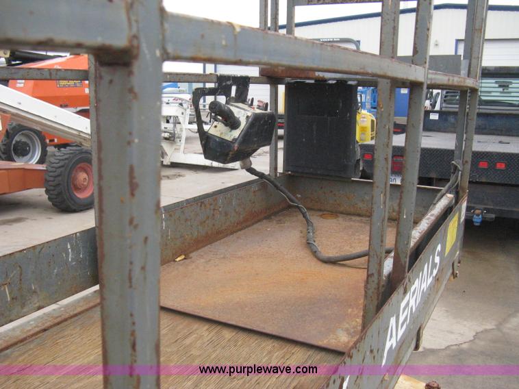 image for item I5653 Terex TS20 electric scissor lift