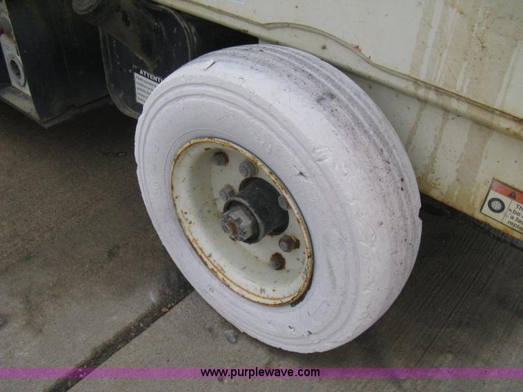 image for item I5653 Terex TS20 electric scissor lift