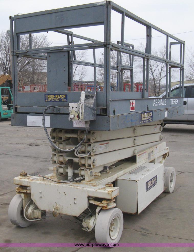 image for item I5654 Terex/Marklift CH30EP electric scissor lift