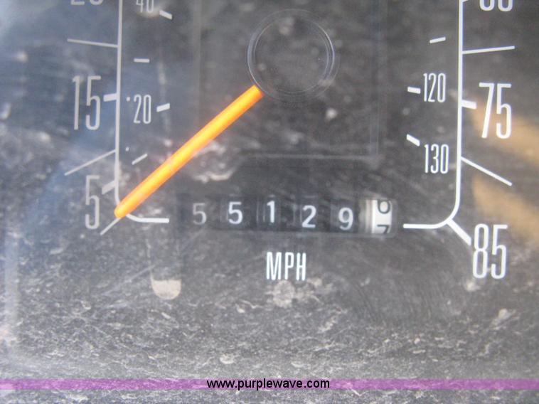 image for item I5732 1991 Ford Econoline E350 bus