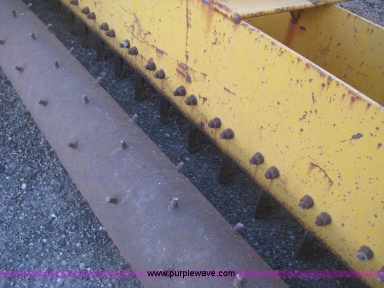 image for item I5741 Three point land level