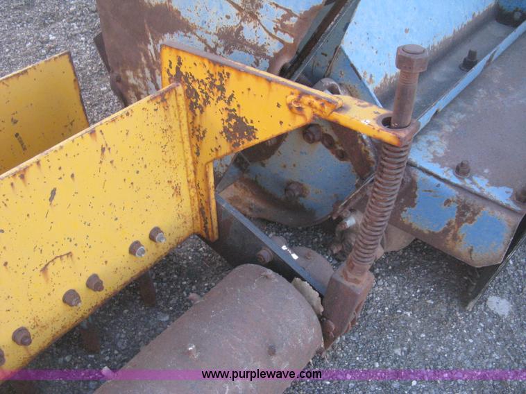 image for item I5741 Three point land level