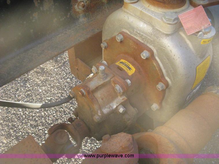 image for item I5746 1985 Mack RS688LST Value Liner cab and chassis