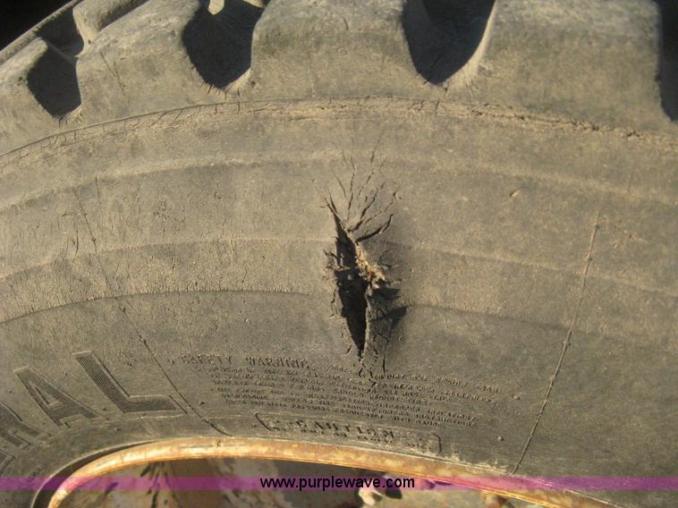 image for item I5746 1985 Mack RS688LST Value Liner cab and chassis