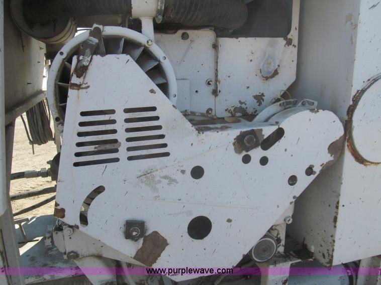 image for item I7224 1994 Schwing BPA750D-18R concrete pump