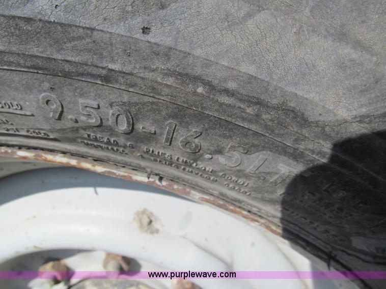 image for item I7224 1994 Schwing BPA750D-18R concrete pump