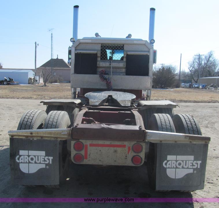 image for item I7228 1983 Peterbilt 359 semi truck