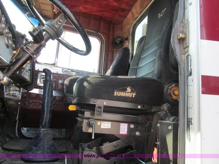 image for item I7228 1983 Peterbilt 359 semi truck