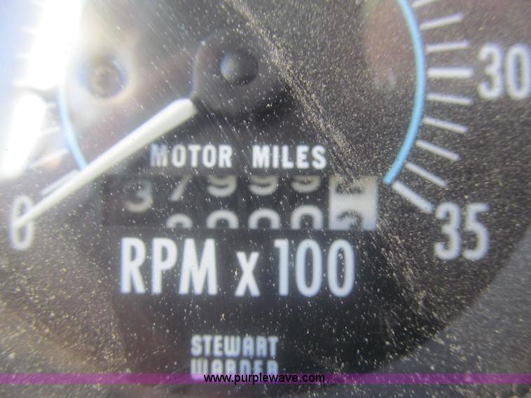 image for item I7228 1983 Peterbilt 359 semi truck