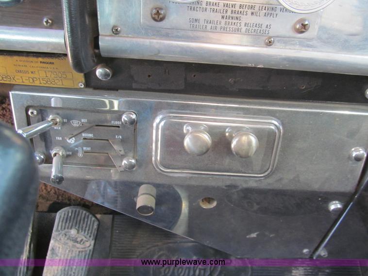 image for item I7228 1983 Peterbilt 359 semi truck