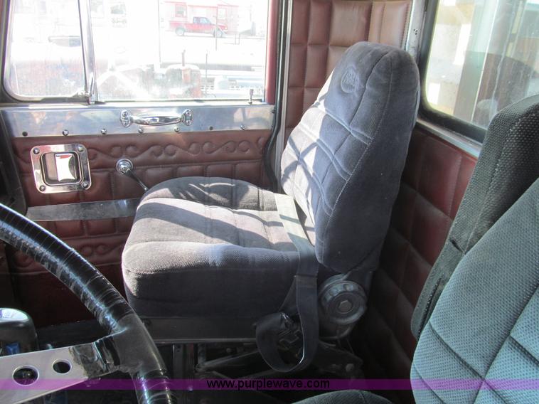 image for item I7228 1983 Peterbilt 359 semi truck