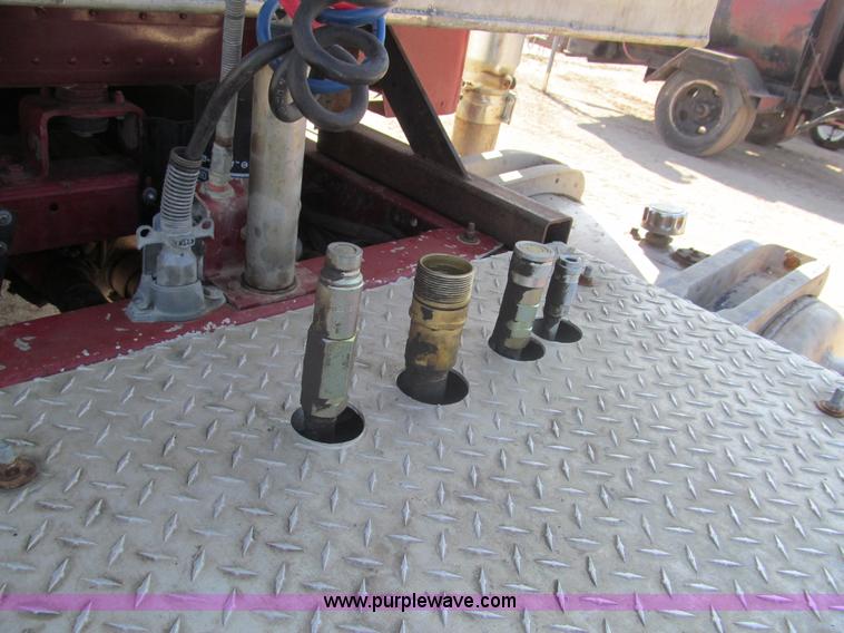 image for item I7228 1983 Peterbilt 359 semi truck