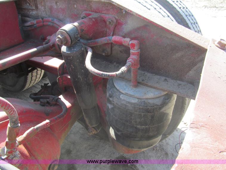 image for item I7228 1983 Peterbilt 359 semi truck