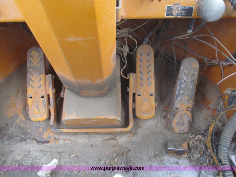 image for item I7229 Kobelco LK700A wheel loader