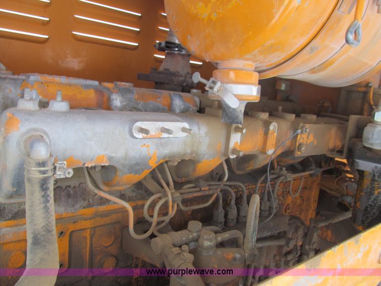 image for item I7229 Kobelco LK700A wheel loader