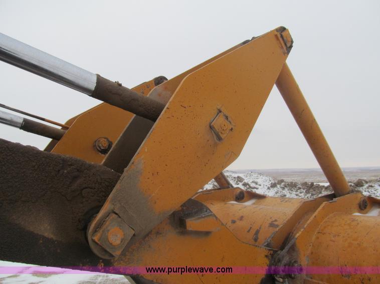 image for item I7229 Kobelco LK700A wheel loader
