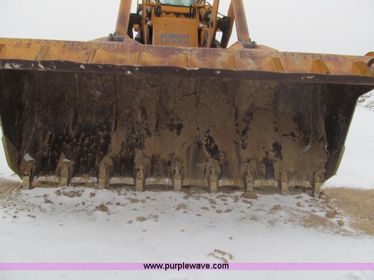 image for item I7229 Kobelco LK700A wheel loader