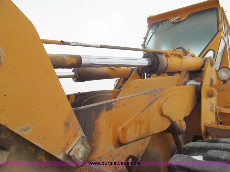 image for item I7229 Kobelco LK700A wheel loader