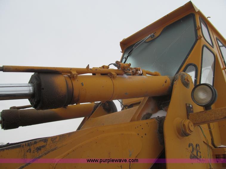 image for item I7229 Kobelco LK700A wheel loader