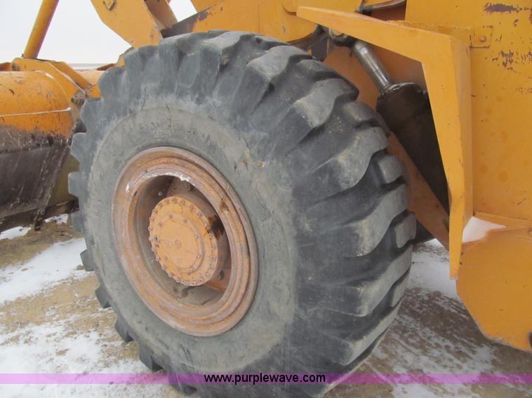 image for item I7229 Kobelco LK700A wheel loader