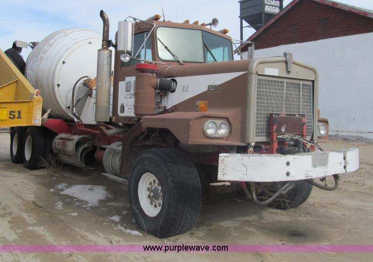image for item I7231 1979 Kenworth C900 mixer truck