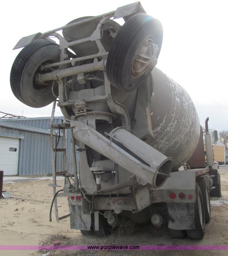 image for item I7231 1979 Kenworth C900 mixer truck