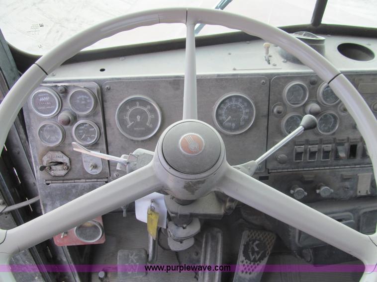 image for item I7231 1979 Kenworth C900 mixer truck