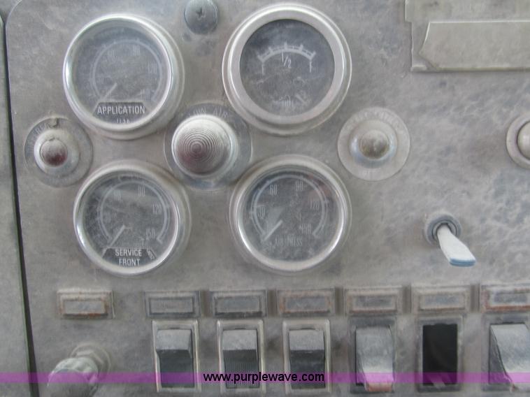 image for item I7231 1979 Kenworth C900 mixer truck