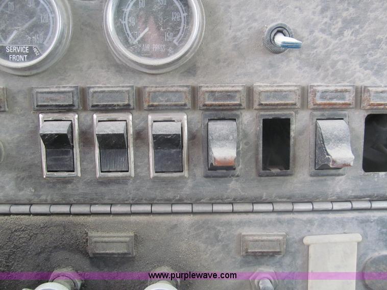 image for item I7231 1979 Kenworth C900 mixer truck